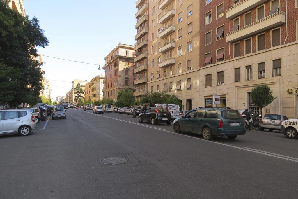 Adriano Augusto Acomodação com café da manhã Roma Exterior foto